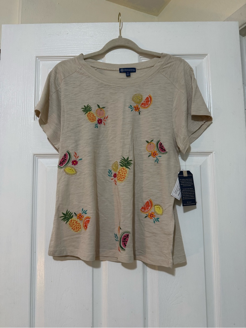 NWT Democracy Embroidered Fruit T-Shirt